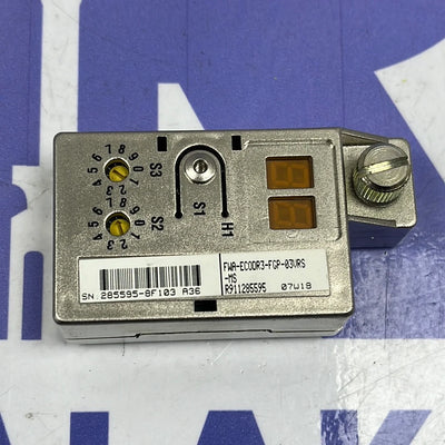 R911327024/R911285595